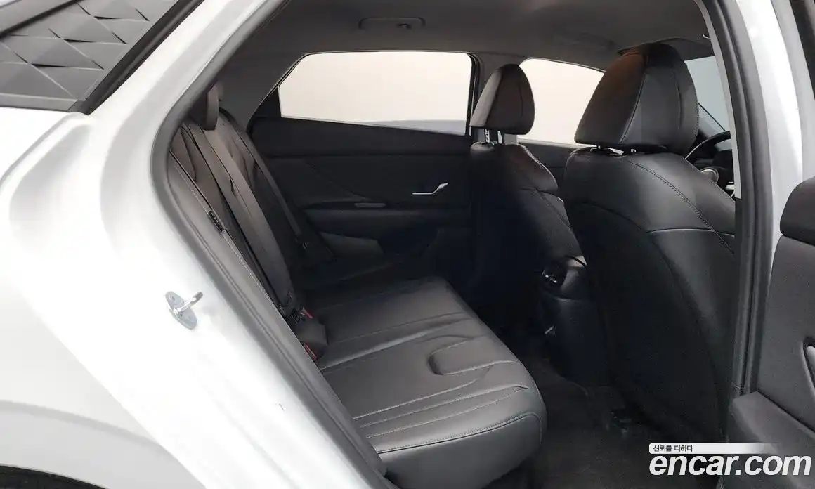 Hyundai Avante 2025 1.6 Автомат в Москве № 885904, фото 12