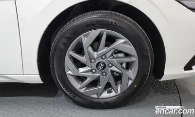 Hyundai Avante 2025 1.6 Автомат в Москве № 885904, миниатюра 5