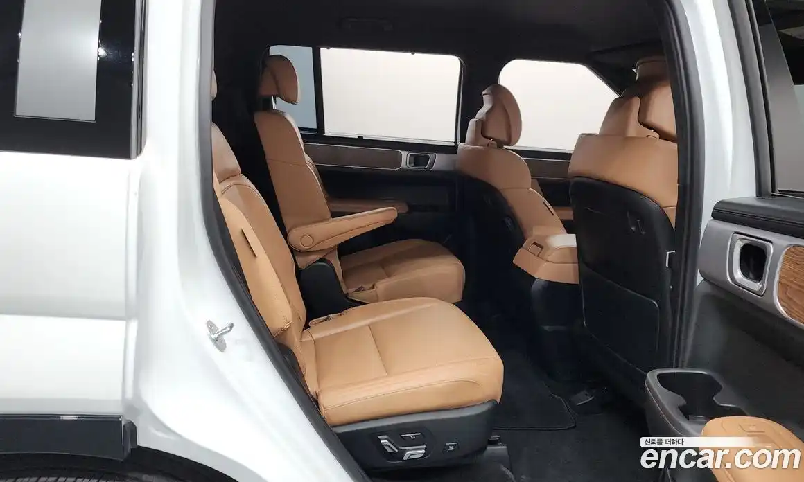 Hyundai Santa Fe 2024 2.5 Автомат в Москве № 886085, фото 12