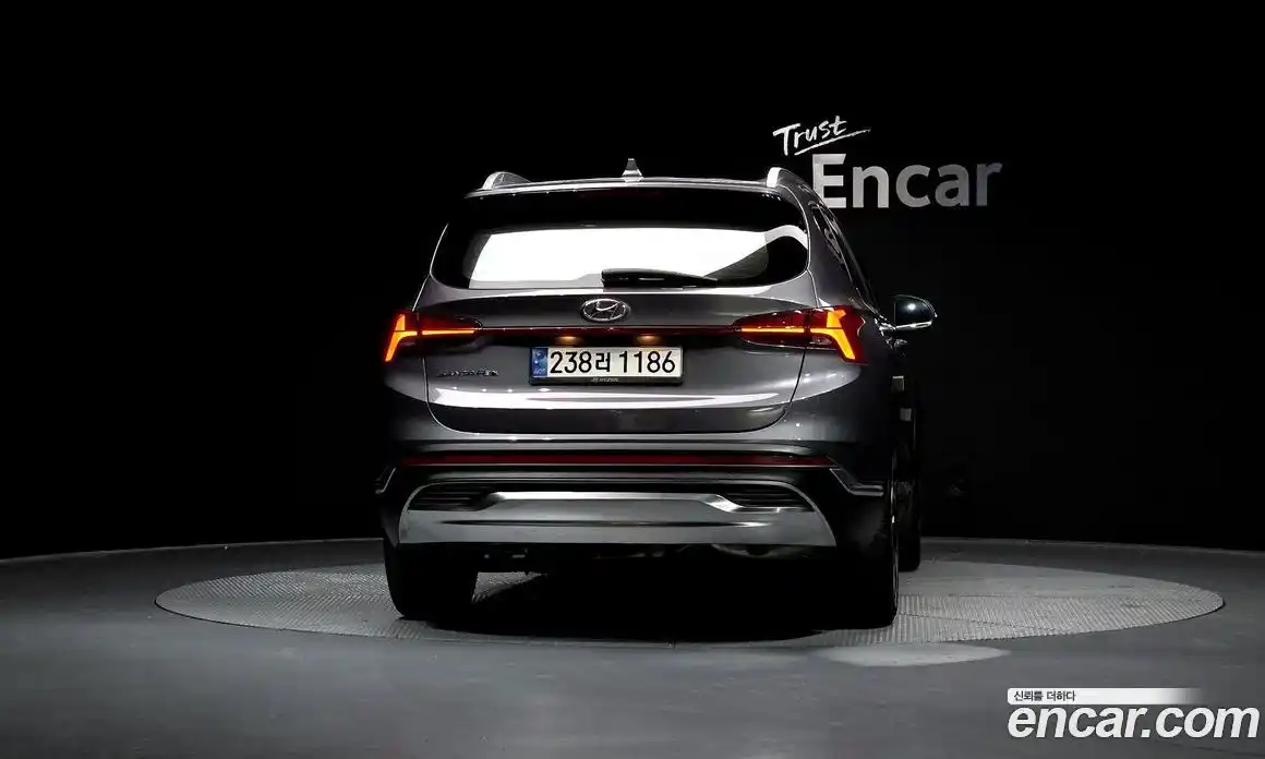 Hyundai Santa Fe 2021 2.5 Автомат в Москве № 886203, фото 4