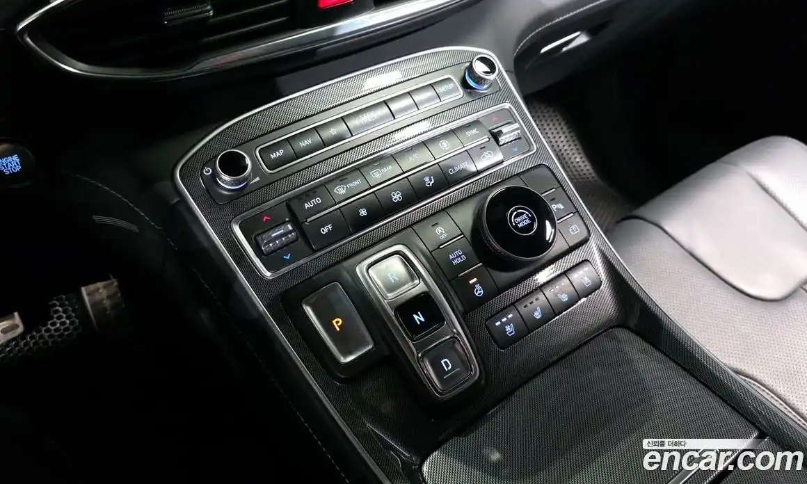 Hyundai Santa Fe 2021 2.5 Автомат в Москве № 886203, фото 9