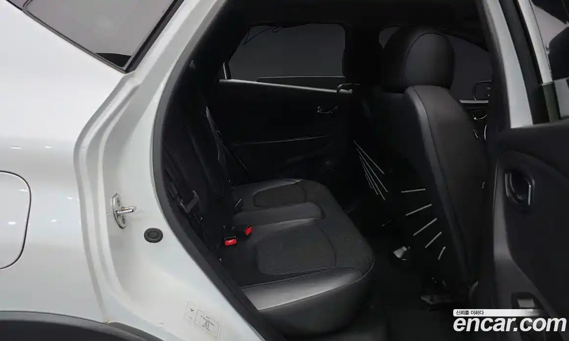 Renault QM3 2017 1.5 Автомат в Москве № 886447, фото 12