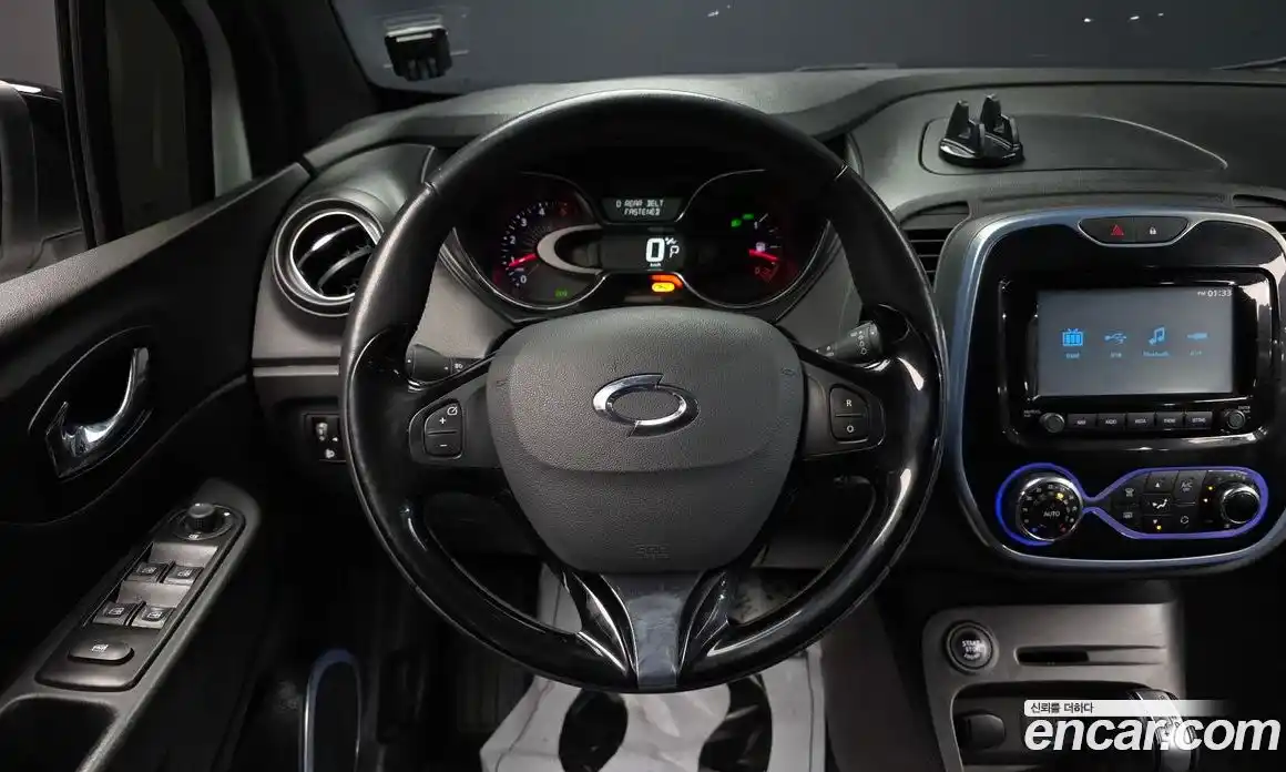 Renault QM3 2017 1.5 Автомат в Москве № 886447, фото 13