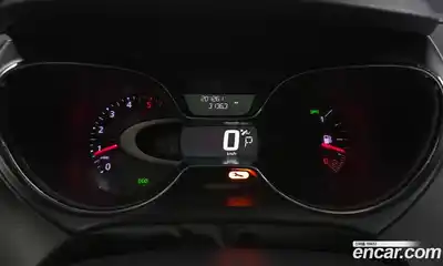 Renault QM3 2017 1.5 Автомат в Москве № 886447, миниатюра 8