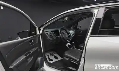 Renault QM3 2017 1.5 Автомат в Москве № 886447, миниатюра 10