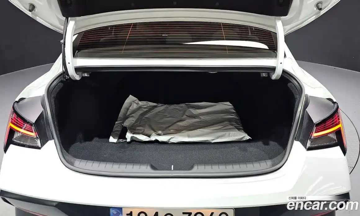 Hyundai Avante 2023 1.6 Автомат в Москве № 886684, фото 20