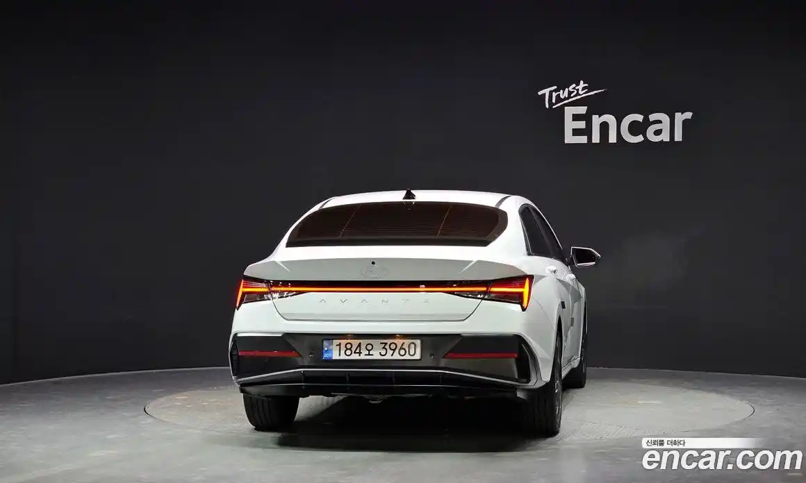 Hyundai Avante 2023 1.6 Автомат в Москве № 886684, фото 4