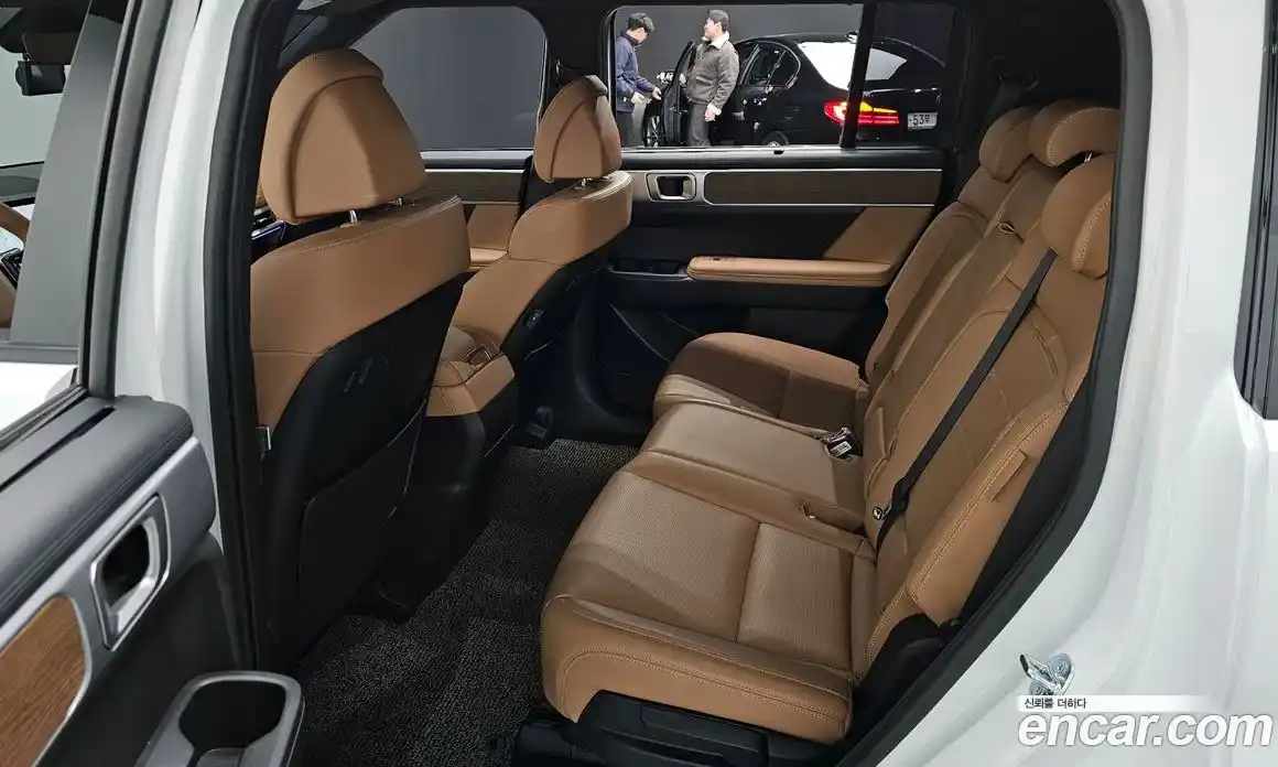 Hyundai Santa Fe 2023 2.5 Автомат в Москве № 886888, фото 12