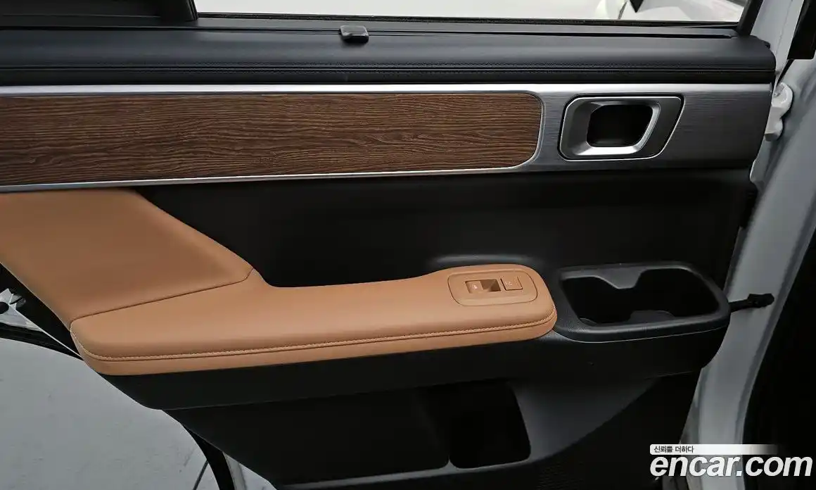 Hyundai Santa Fe 2023 2.5 Автомат в Москве № 886888, фото 19