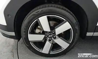 Hyundai Santa Fe 2023 2.5 Автомат в Москве № 886888, миниатюра 5