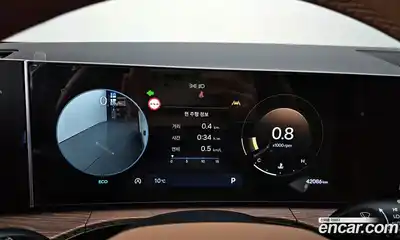 Hyundai Santa Fe 2023 2.5 Автомат в Москве № 886888, миниатюра 8