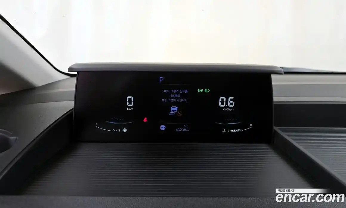 Hyundai Staria 2023 3.5 Автомат в Москве № 887029, фото 8