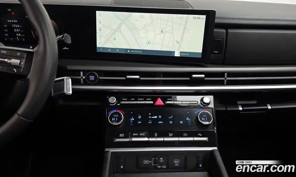 Hyundai Santa Fe 2024 2.5 Автомат в Москве № 887044, фото 14