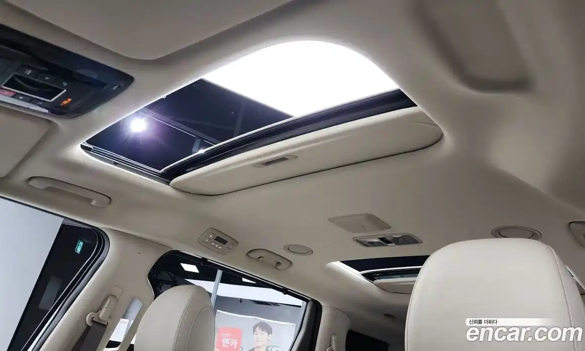 Kia Canival 2023 2.2 Автомат в Москве № 887180, фото 17