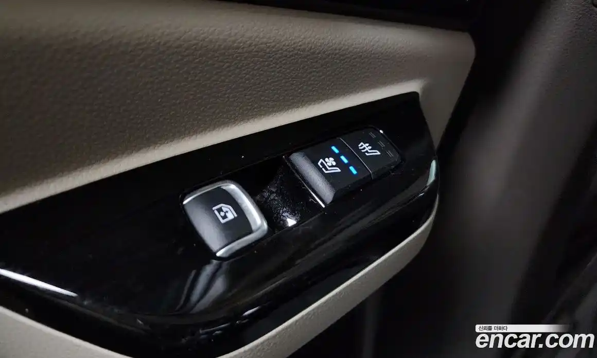 Kia Canival 2023 2.2 Автомат в Москве № 887180, фото 18