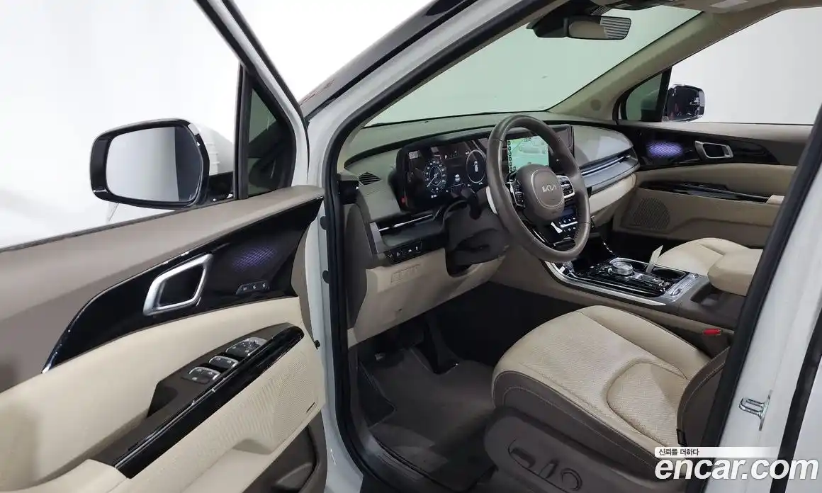 Kia Canival 2023 2.2 Автомат в Москве № 887180, фото 9