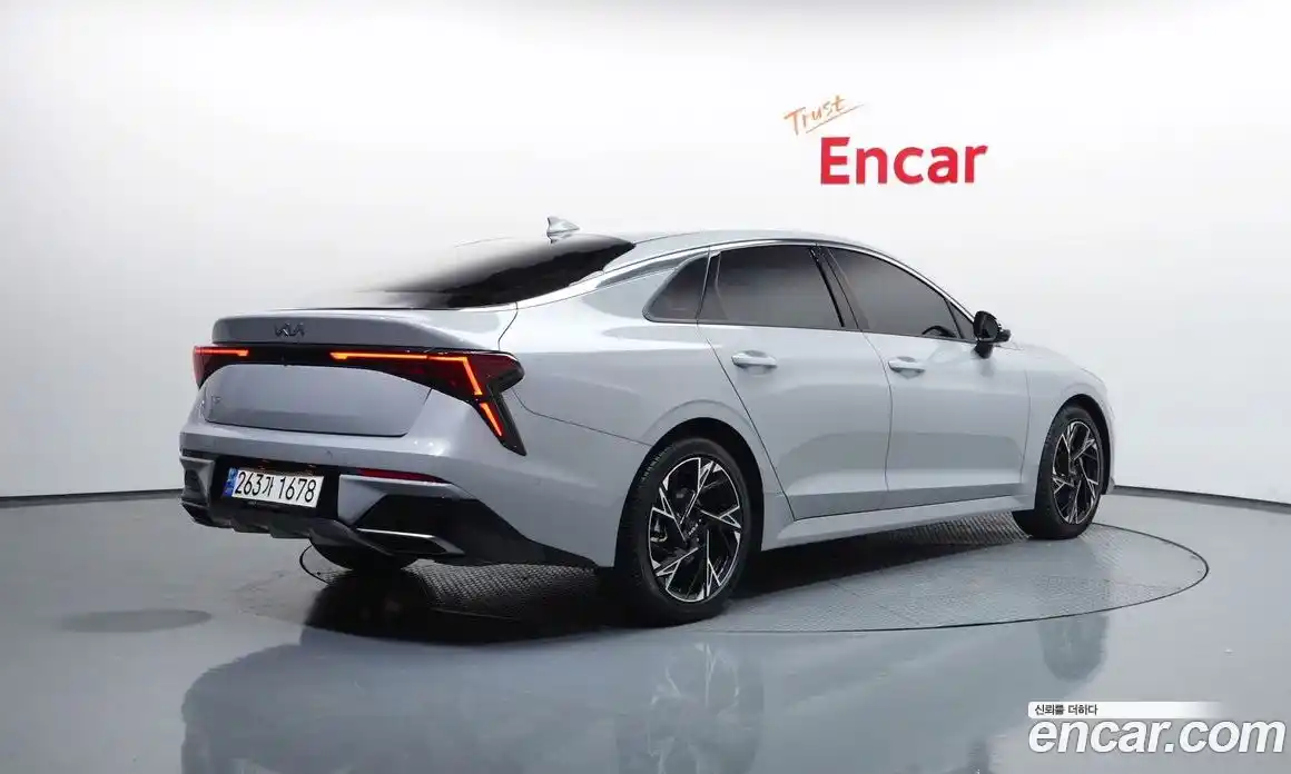 Kia K5 2023 1.6 Автомат в Москве № 887839, фото 2