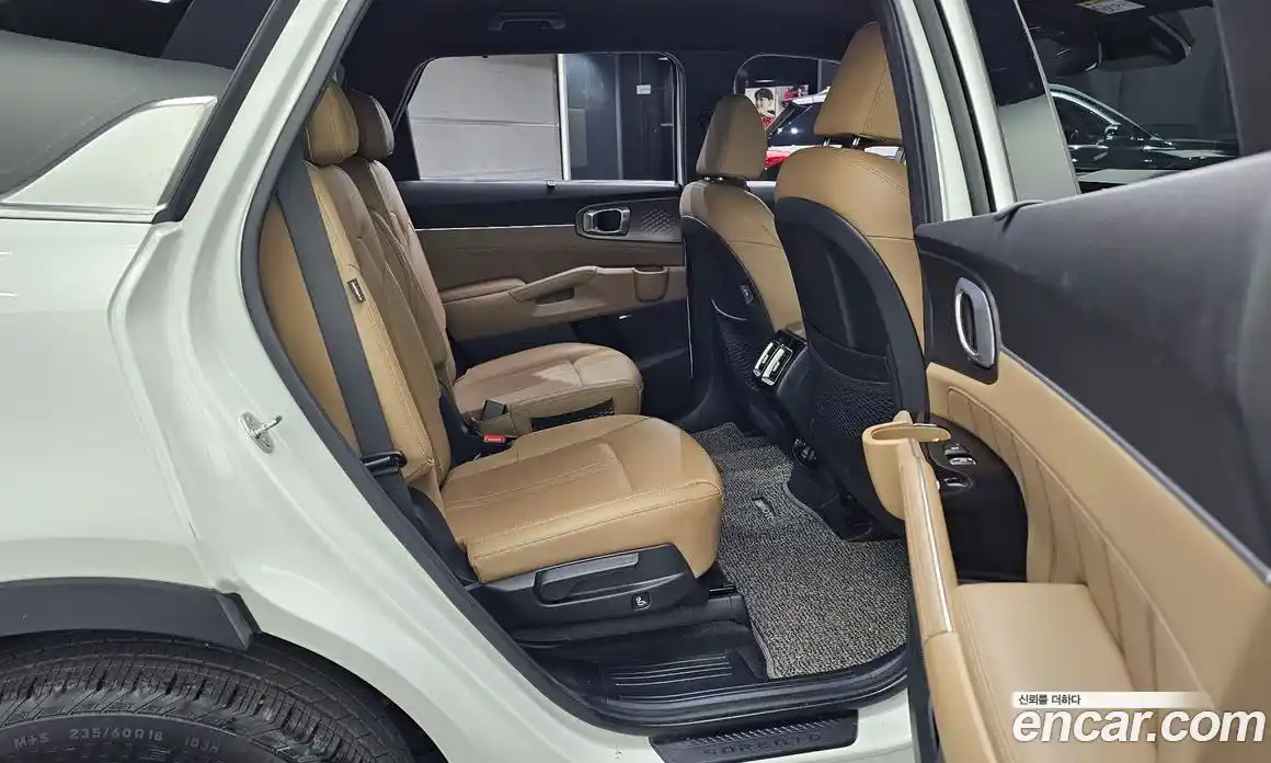 Kia Sorento 2024 1.6 Автомат в Москве № 888167, фото 11