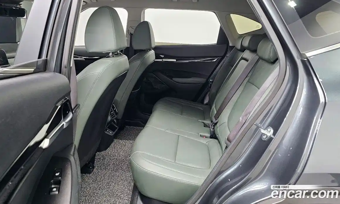 Kia Seltos 2022 1.6 Автомат в Москве № 888270, фото 13