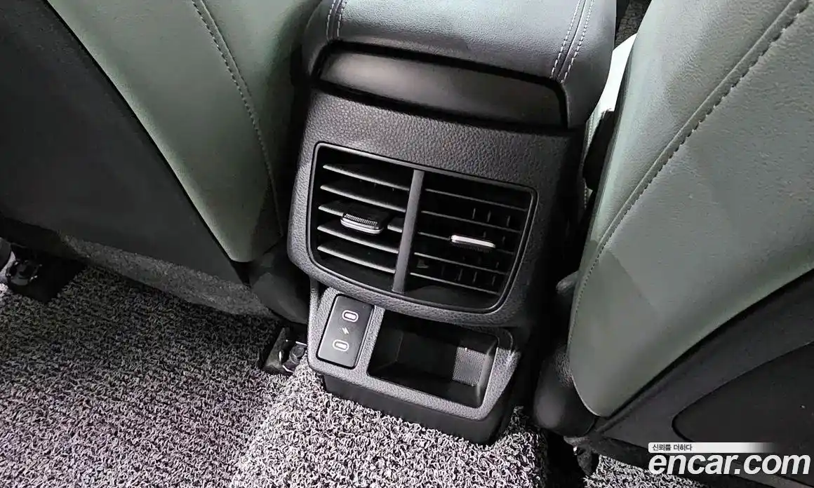 Kia Seltos 2022 1.6 Автомат в Москве № 888270, фото 19