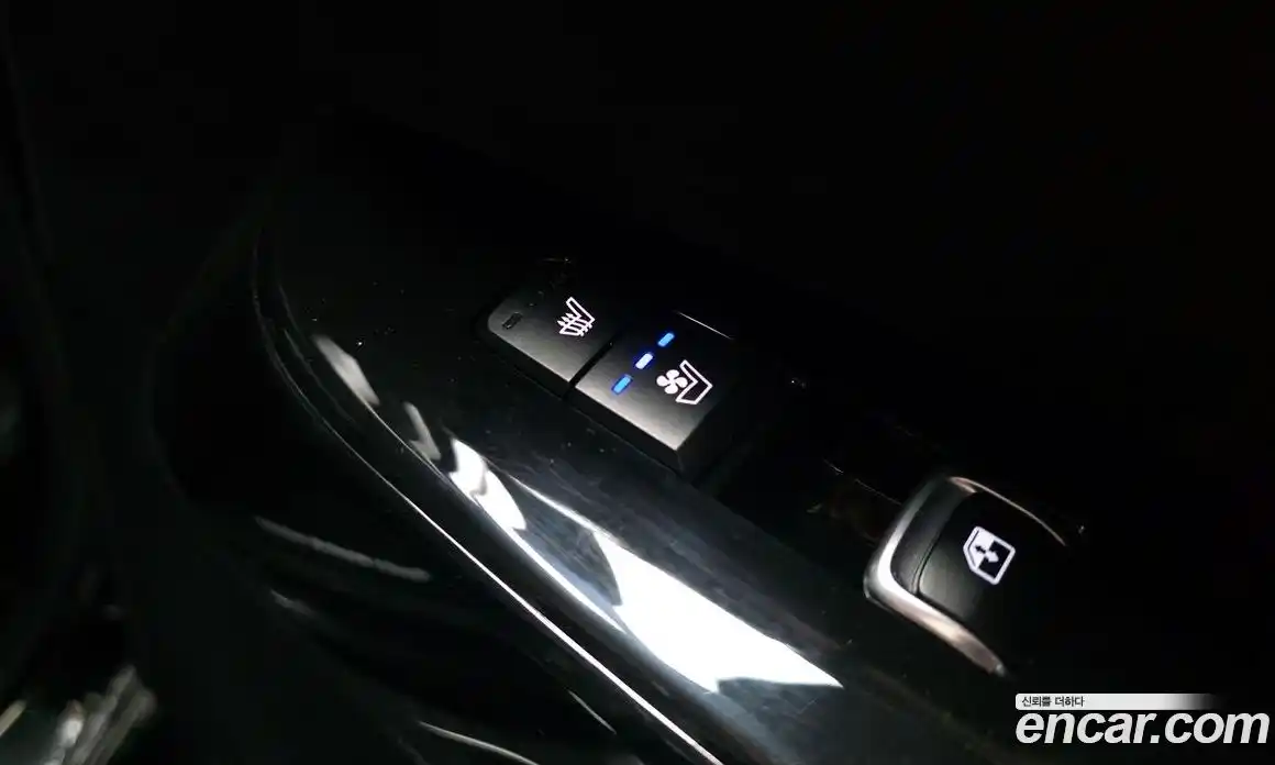 Kia Mohave 2022 3.0 Автомат в Москве № 888372, фото 18