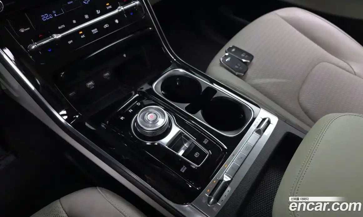 Kia Canival 2021 3.5 Автомат в Москве № 888376, фото 9