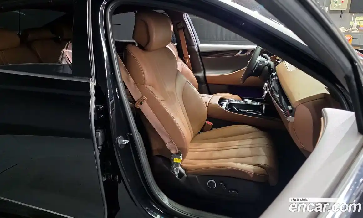 Genesis G80 2023 2.5 Автомат в Москве № 888639, фото 12