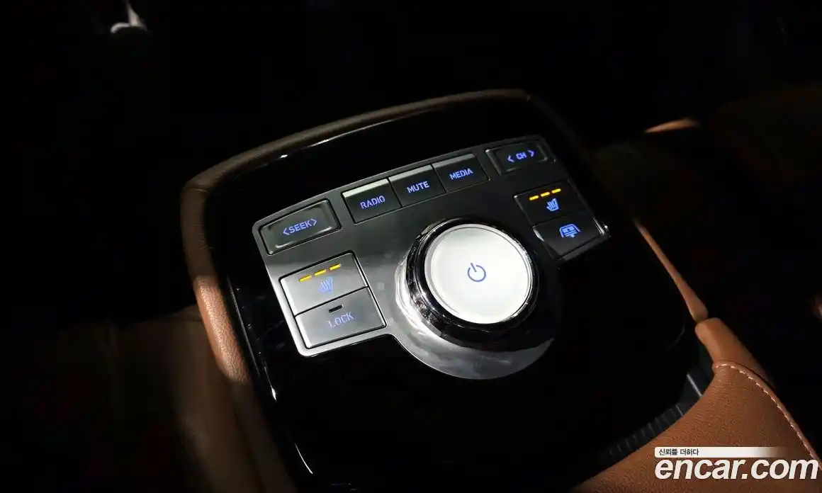 Genesis G80 2023 2.5 Автомат в Москве № 888639, фото 18