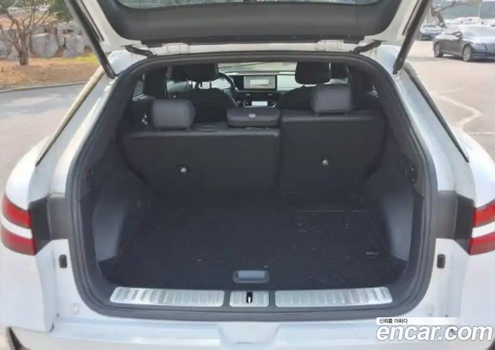 Genesis GV60 2022 0.1 Автомат в Москве № 888796, фото 9