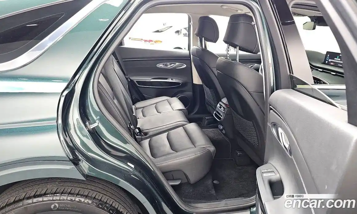 Genesis GV70 2022 2.5 Автомат в Москве № 888805, фото 12