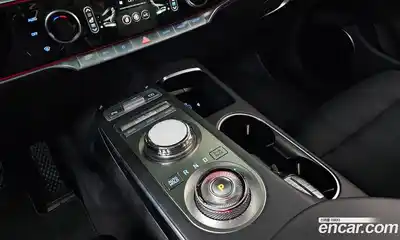 Genesis GV70 2022 2.5 Автомат в Москве № 888805, миниатюра 9