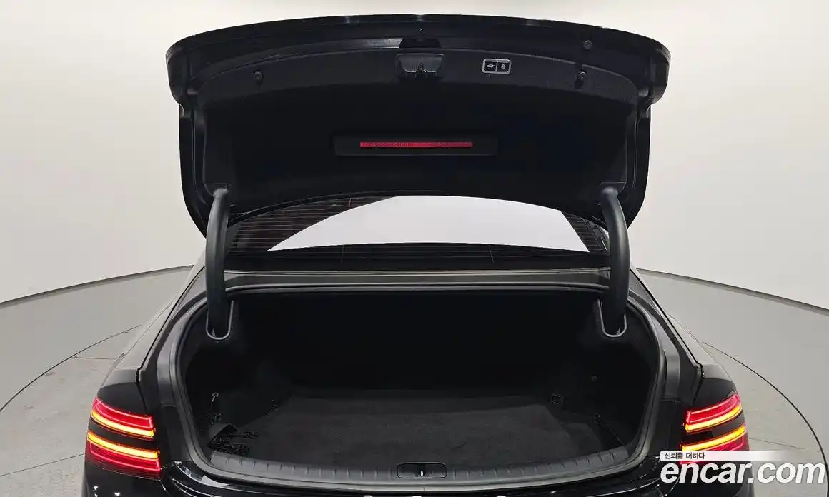 Genesis G80 2022 2.5 Автомат в Москве № 888916, фото 19