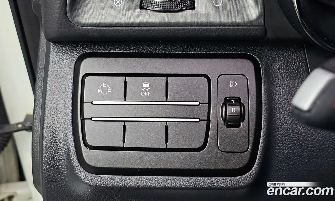 SsangYong TIBOLI 2017 1.6 Автомат в Москве № 889464, фото 14