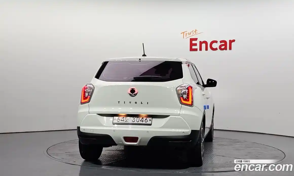 SsangYong TIBOLI 2017 1.6 Автомат в Москве № 889464, фото 4