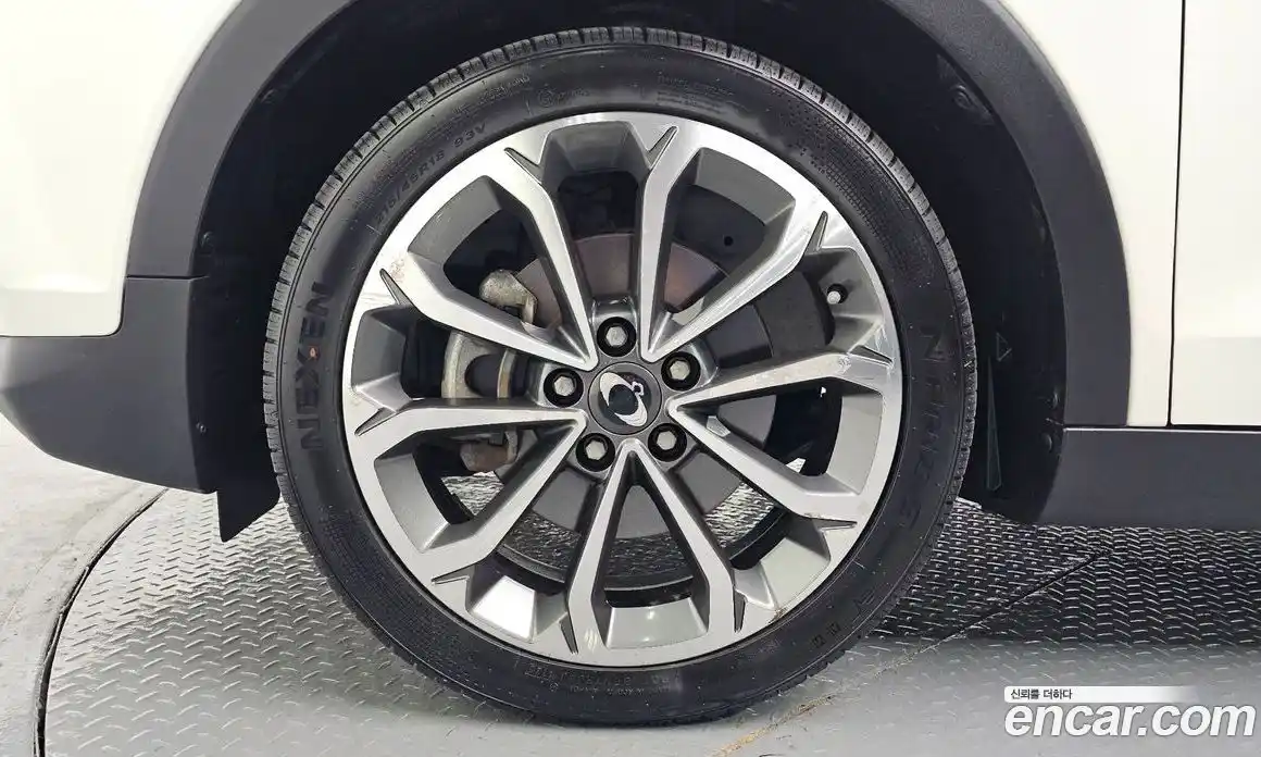 SsangYong TIBOLI 2017 1.6 Автомат в Москве № 889464, фото 5