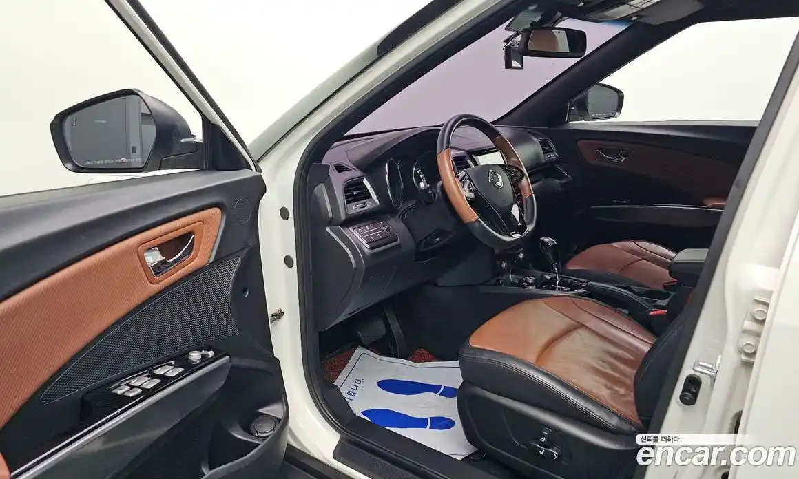 SsangYong TIBOLI 2017 1.6 Автомат в Москве № 889464, фото 10