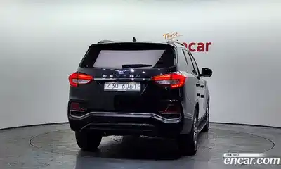 SsangYong Rexton 2018 2.2 Автомат в Москве № 889573, миниатюра 4