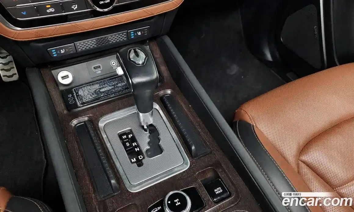 SsangYong Rexton 2018 2.2 Автомат в Москве № 889573, фото 9