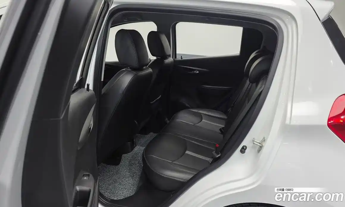 Chevrolet Spark 2019 1.0 Автомат в Москве № 890451, фото 11