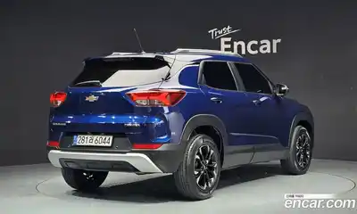 Chevrolet TrailBlazer 2022 1.3 Автомат в Москве № 890610, миниатюра 2