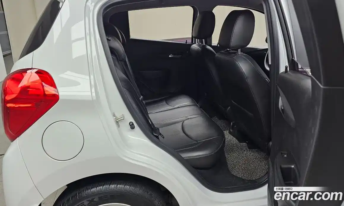 Chevrolet Spark 2016 1.0 гидро в Москве № 890645, фото 12
