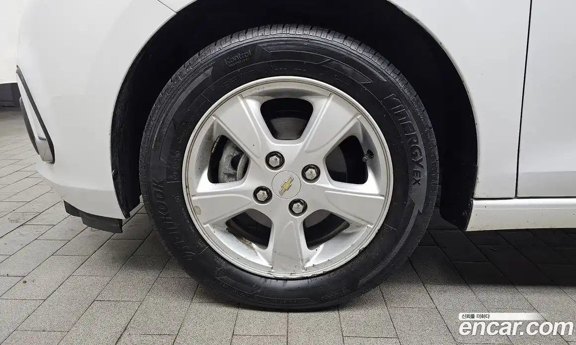 Chevrolet Spark 2016 1.0 гидро в Москве № 890645, фото 5