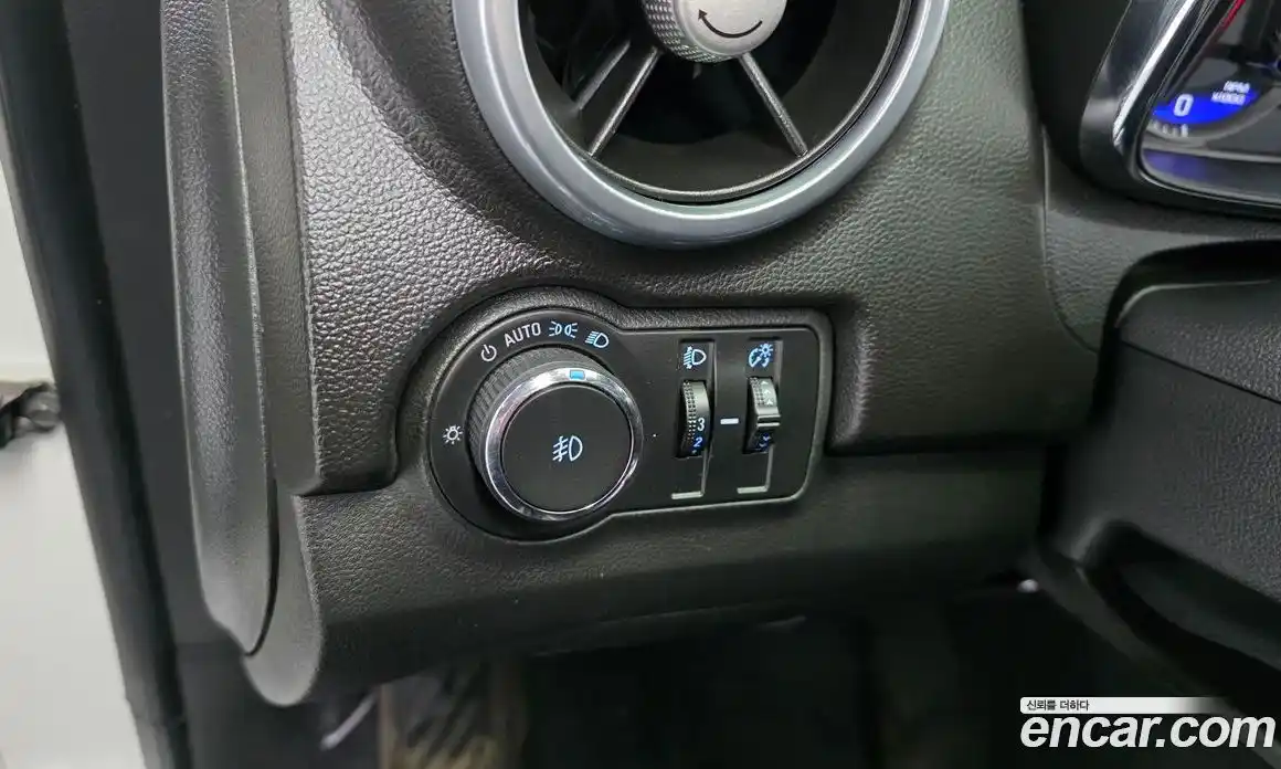 Chevrolet Trax 2013 1.4 Автомат в Москве № 891236, фото 18