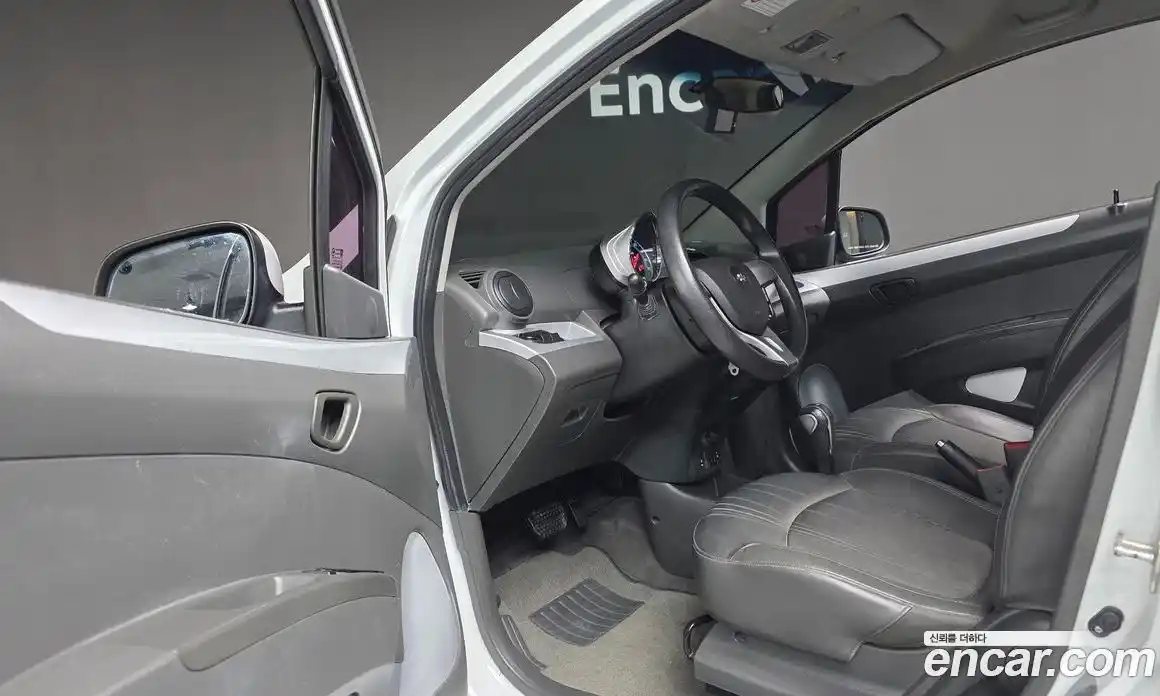 Chevrolet Spark 2013 1.0 гидро в Москве № 891274, фото 11