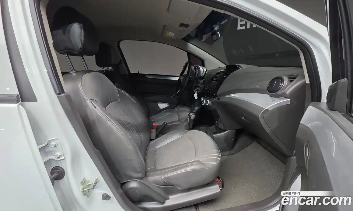 Chevrolet Spark 2013 1.0 гидро в Москве № 891274, фото 10