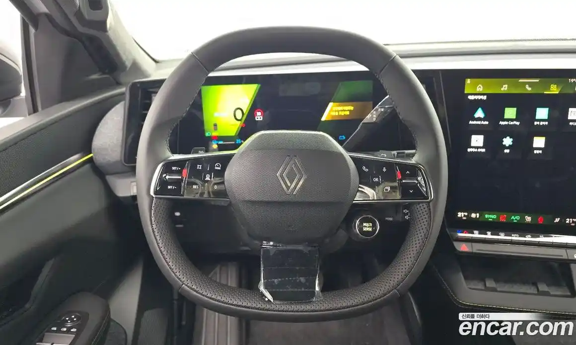 Renault Scenic 2026 0.3 Автомат в Москве № 891611, фото 13