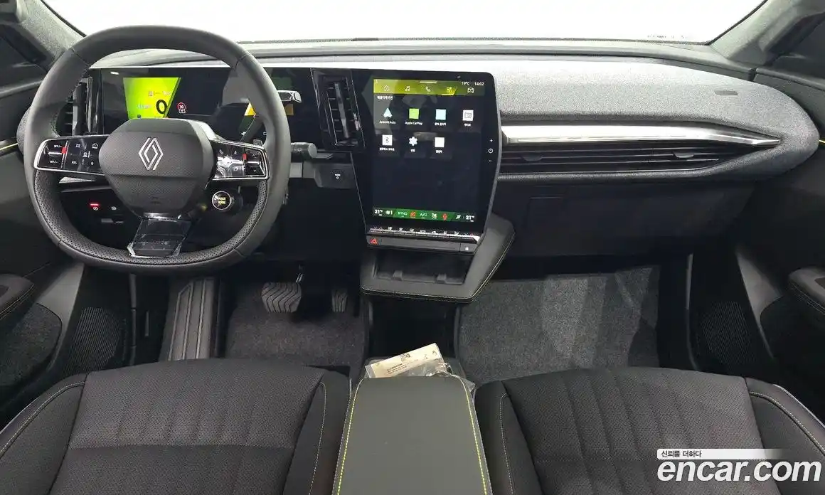 Renault Scenic 2026 0.3 Автомат в Москве № 891611, фото 7