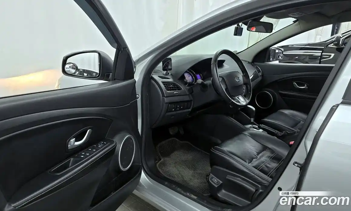 Renault SM3 2013 1.6 гидро в Москве № 891724, фото 10