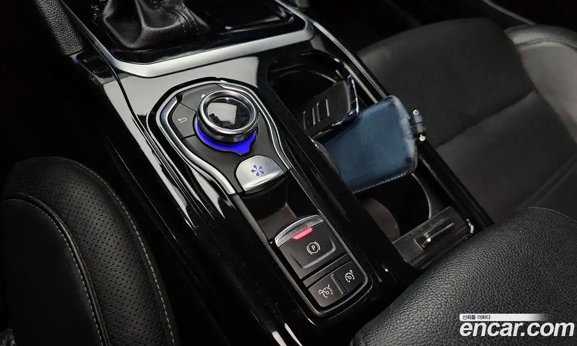 Renault SM6 2016 1.6 Автомат в Москве № 891817, фото 16