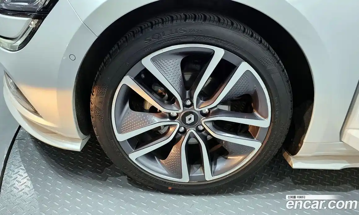 Renault SM6 2016 1.6 Автомат в Москве № 891817, фото 5